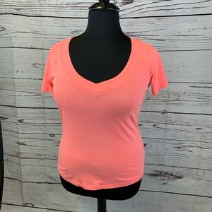 Fitted scoop vneck T-shirt coral color size 1X